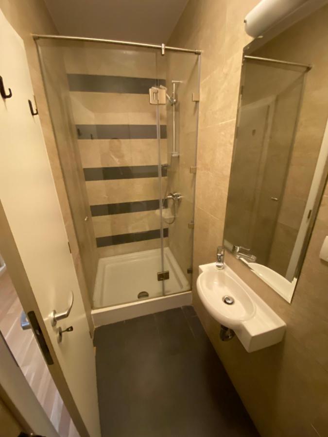 Gaga Residence 3 Тімішоара Екстер'єр фото
